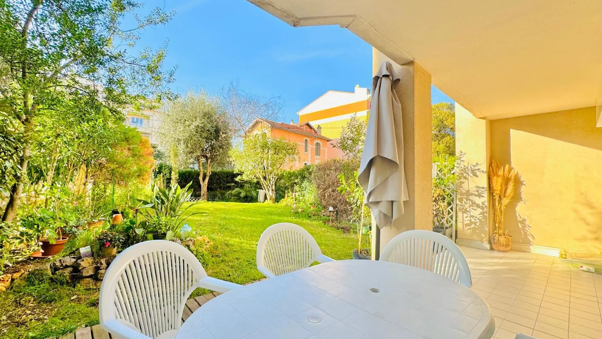 Le Jardin Gallieni - Terrasse Cozy Cannes France